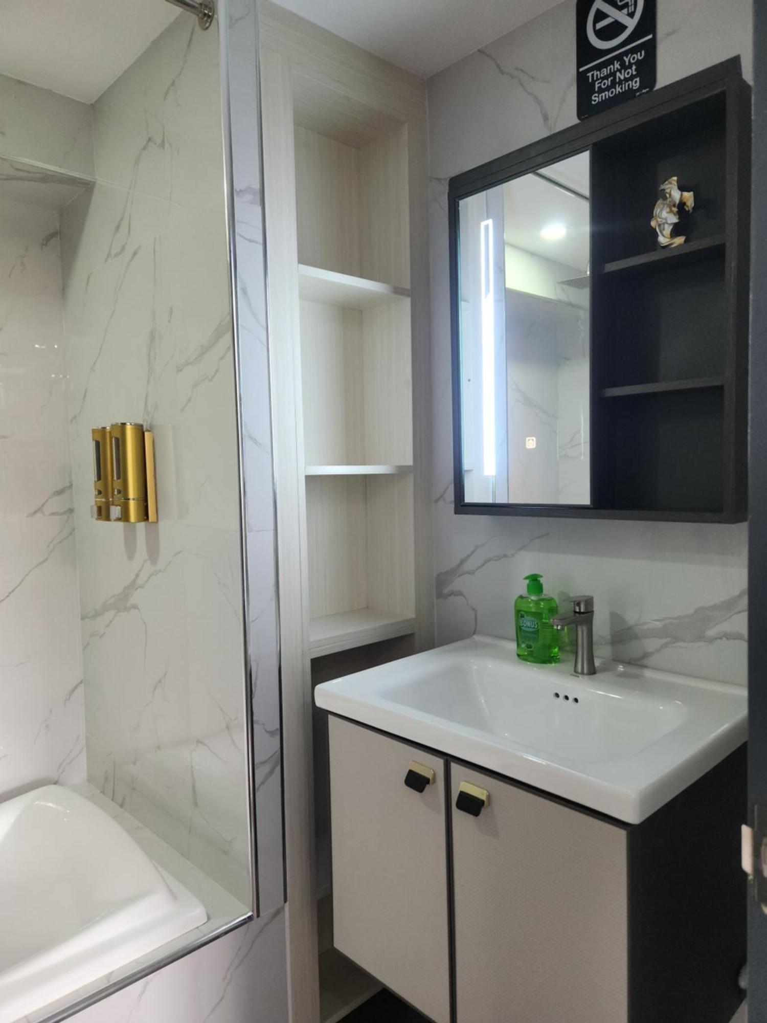 Condo Azur Suites B316 Near Airport, Netflix, Stylish, Cozy With Swimming Pool Мактан Экстерьер фото